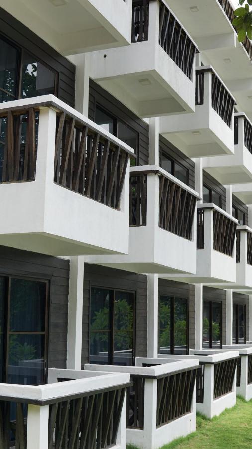 Aman Dan Laut Hotel Pulau Perhentian Kecil Buitenkant foto