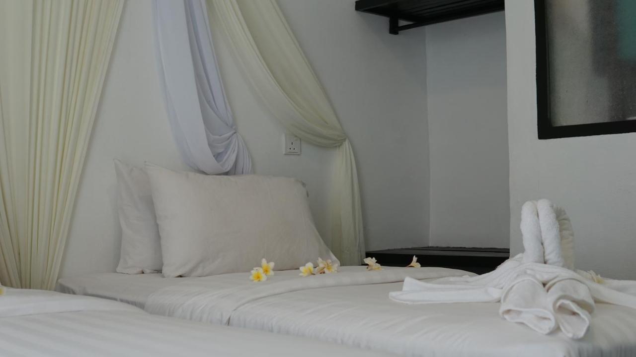 Aman Dan Laut Hotel Pulau Perhentian Kecil Buitenkant foto