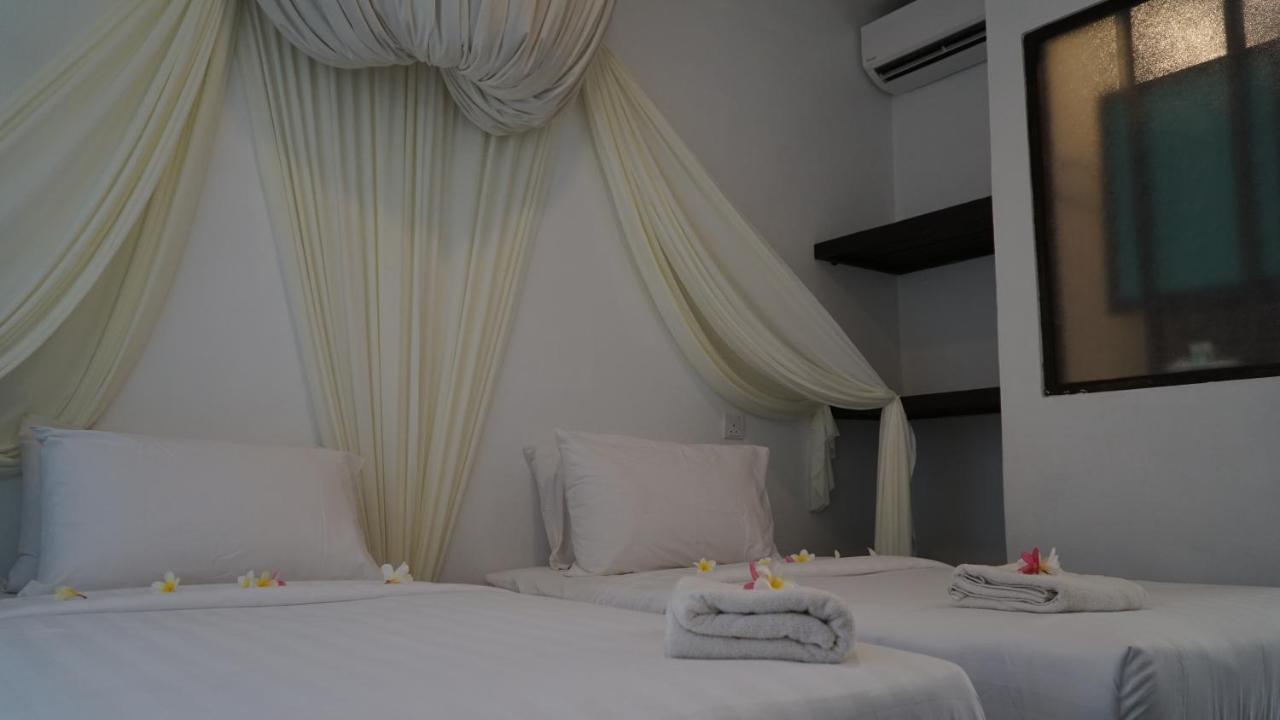 Aman Dan Laut Hotel Pulau Perhentian Kecil Buitenkant foto